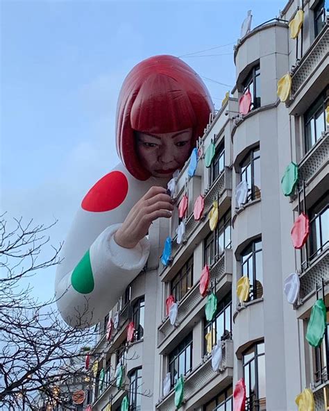 louis vuitton x yayoi kusama